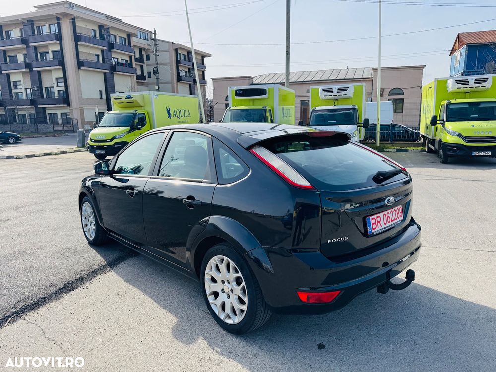 Ford Focus - 4