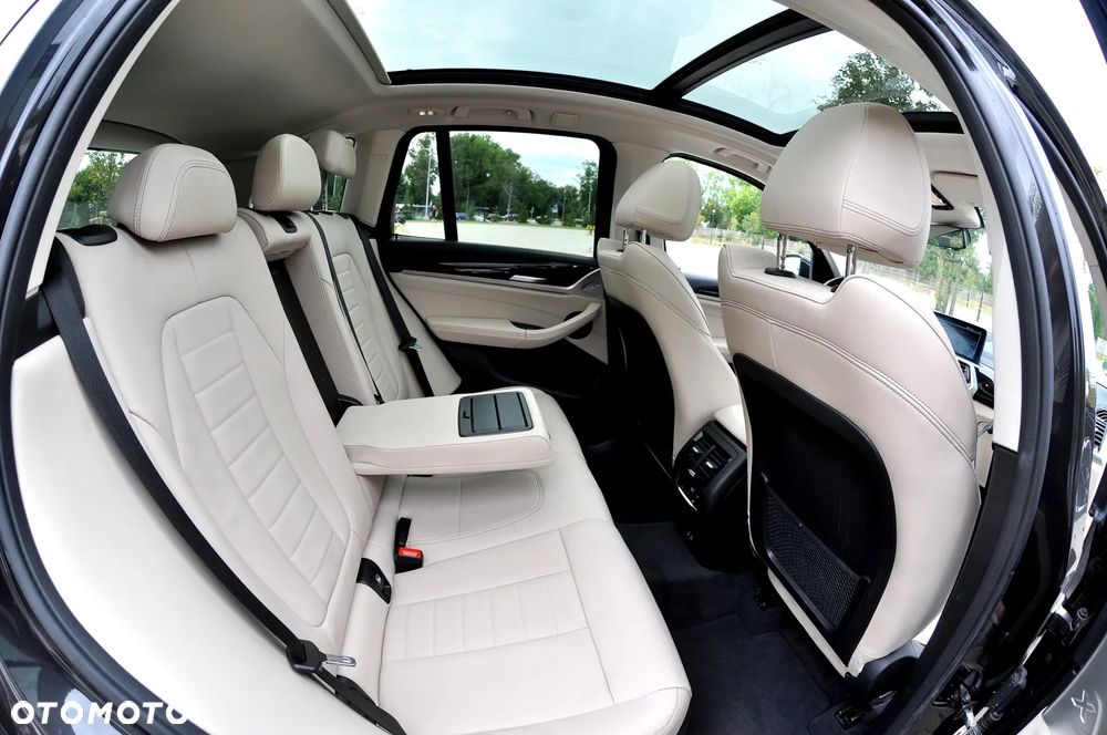 BMW X3 sDrive18d MHEV xLine - 27