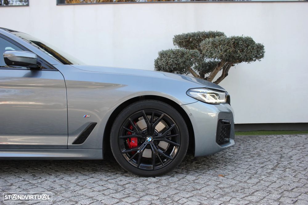 BMW 520 d Pack Desportivo M Auto - 3