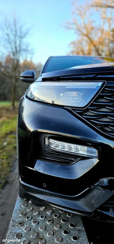 Ford Explorer EcoBoost Plug-in Hybrid ST-LINE - 24