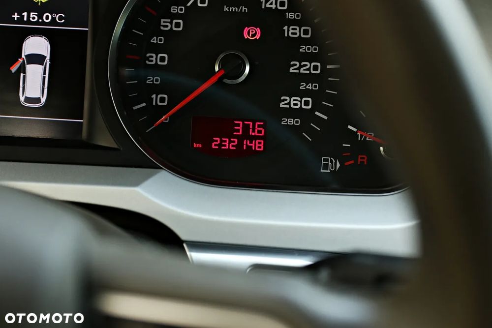 Audi A6 Avant 2.0 TDI - 39