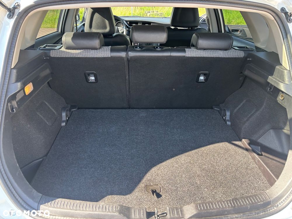 Toyota Auris 1.8 Executive - 15