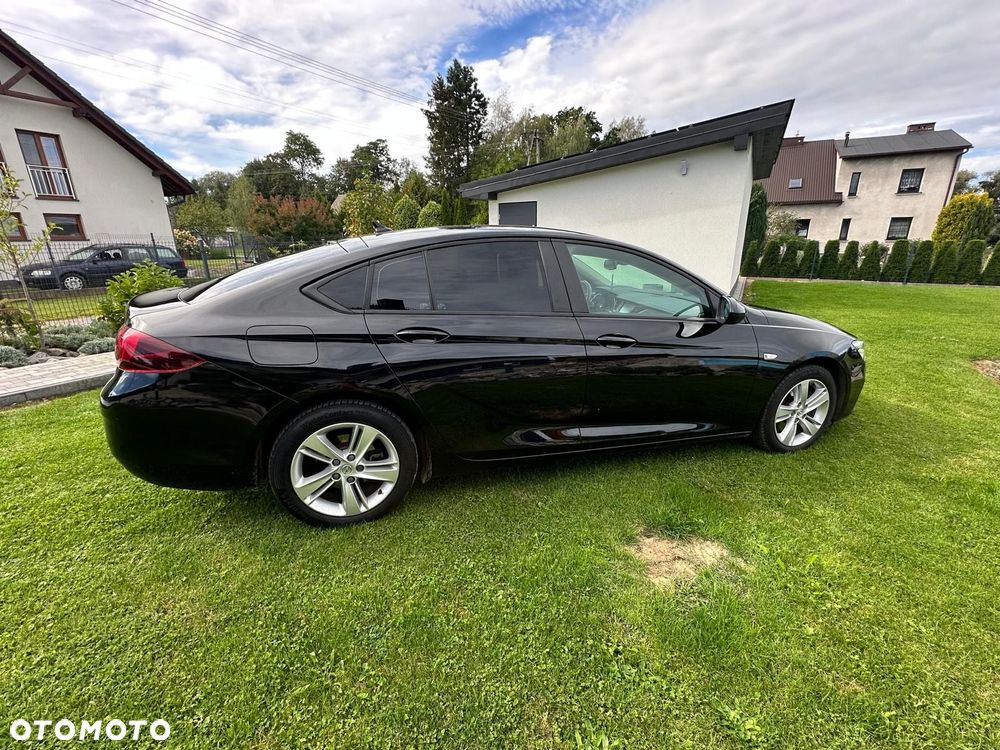 Opel Insignia - 16