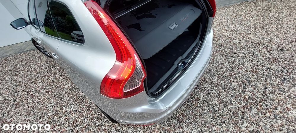 Volvo XC 60 D3 Geartronic Ocean Race - 24