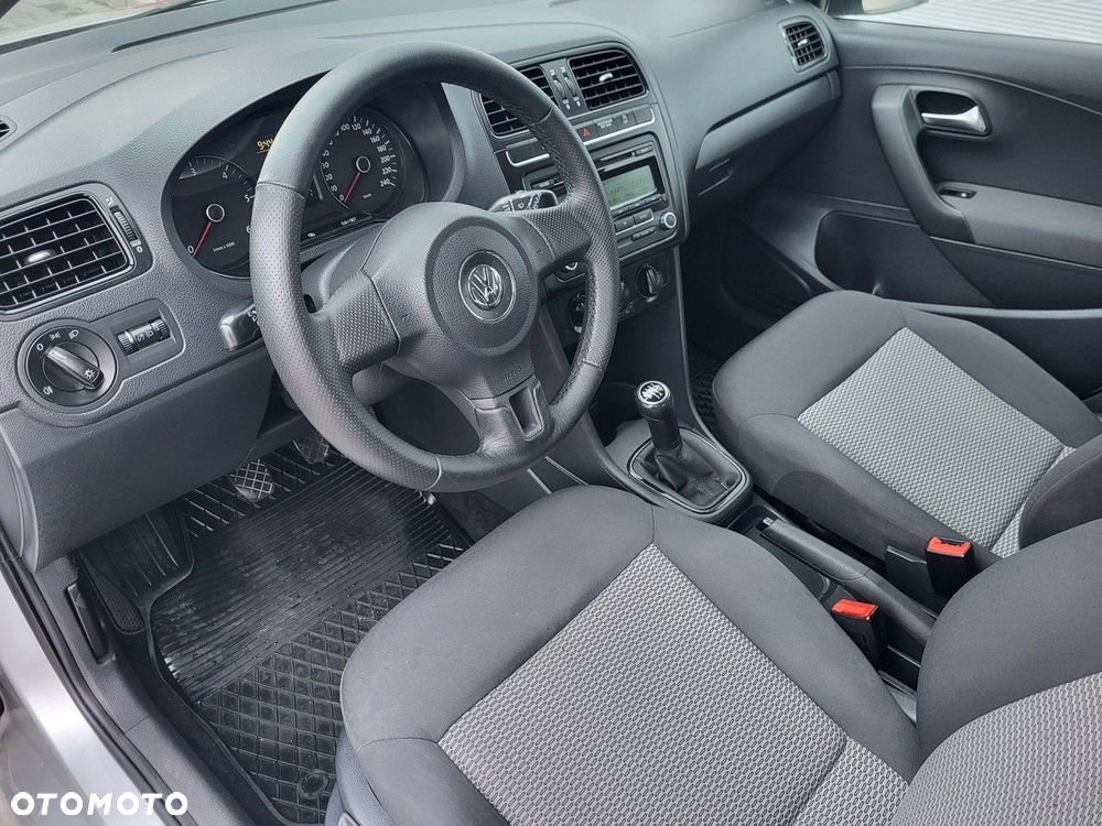 Volkswagen Polo - 19