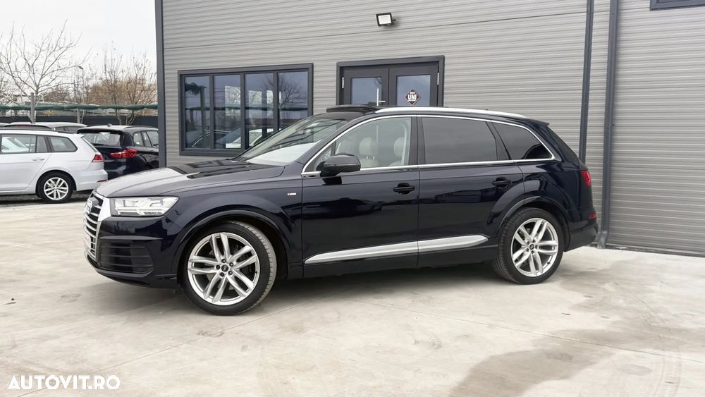 Audi Q7 - 4