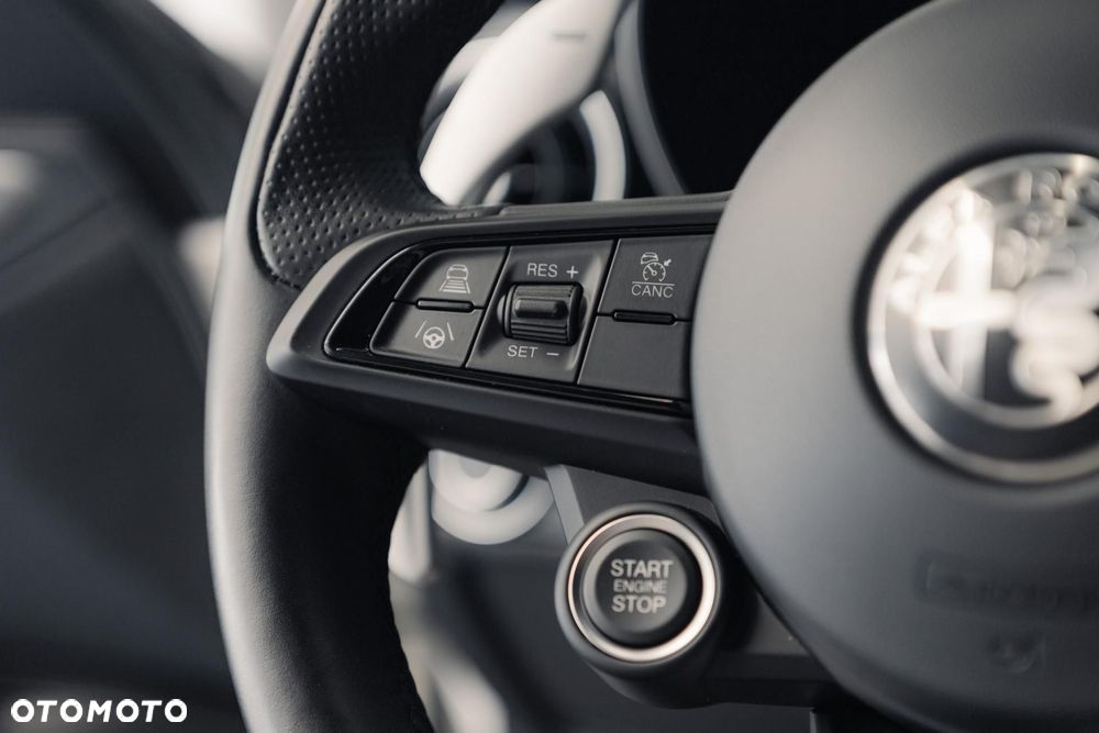 Alfa Romeo Giulia 2.0 Turbo Veloce Q4 - 28