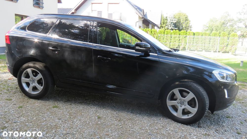 Volvo XC 60 D4 Drive-E Momentum - 9