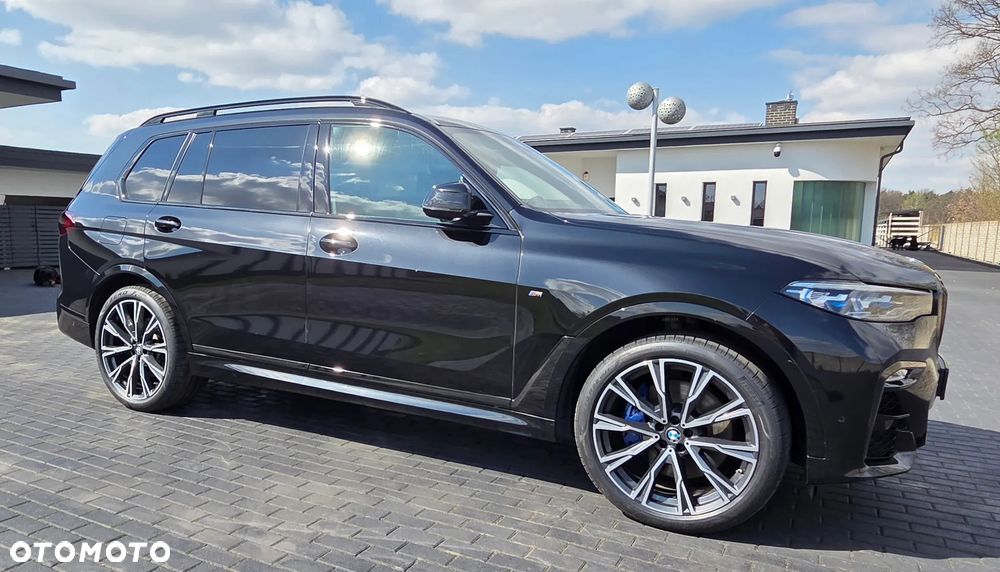 BMW X7 - 12