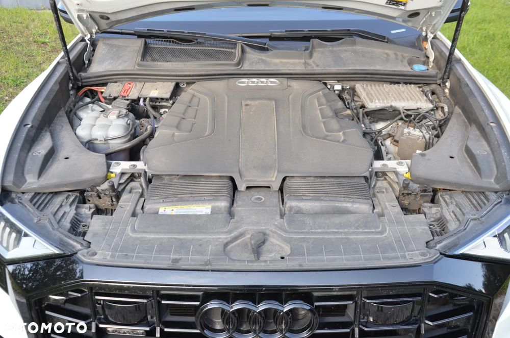 Audi Q8 - 36