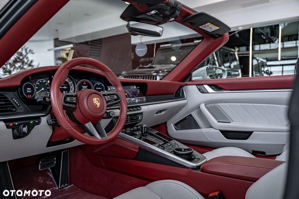 Porsche 911 Turbo S - 29