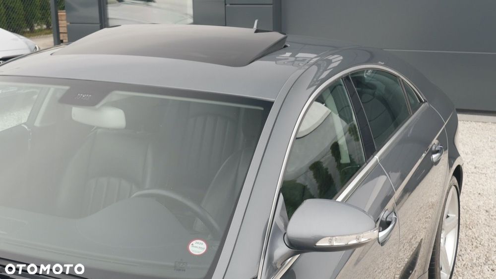 Mercedes-Benz CLS - 25