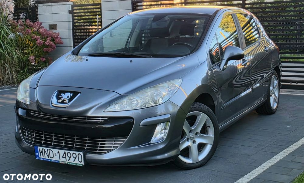 Peugeot 308 2010 photo 2