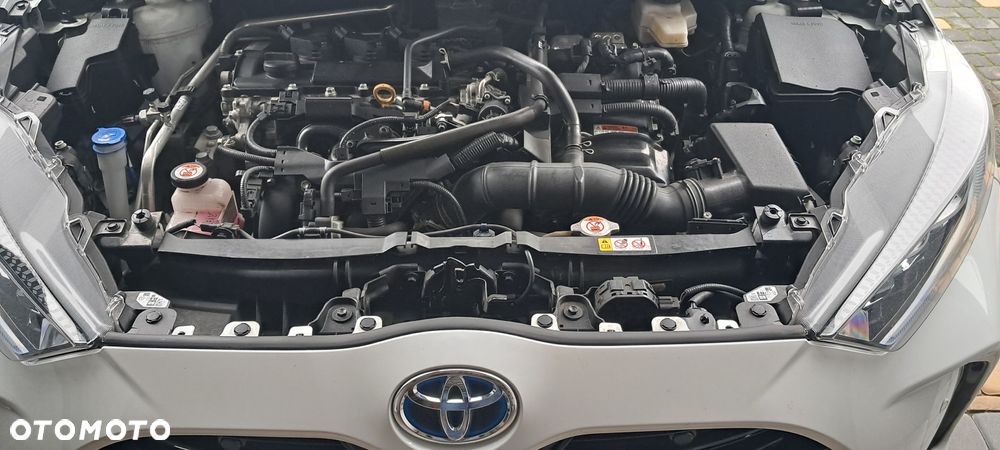 Toyota Yaris Hybrid 1.5 Selection Style - 32
