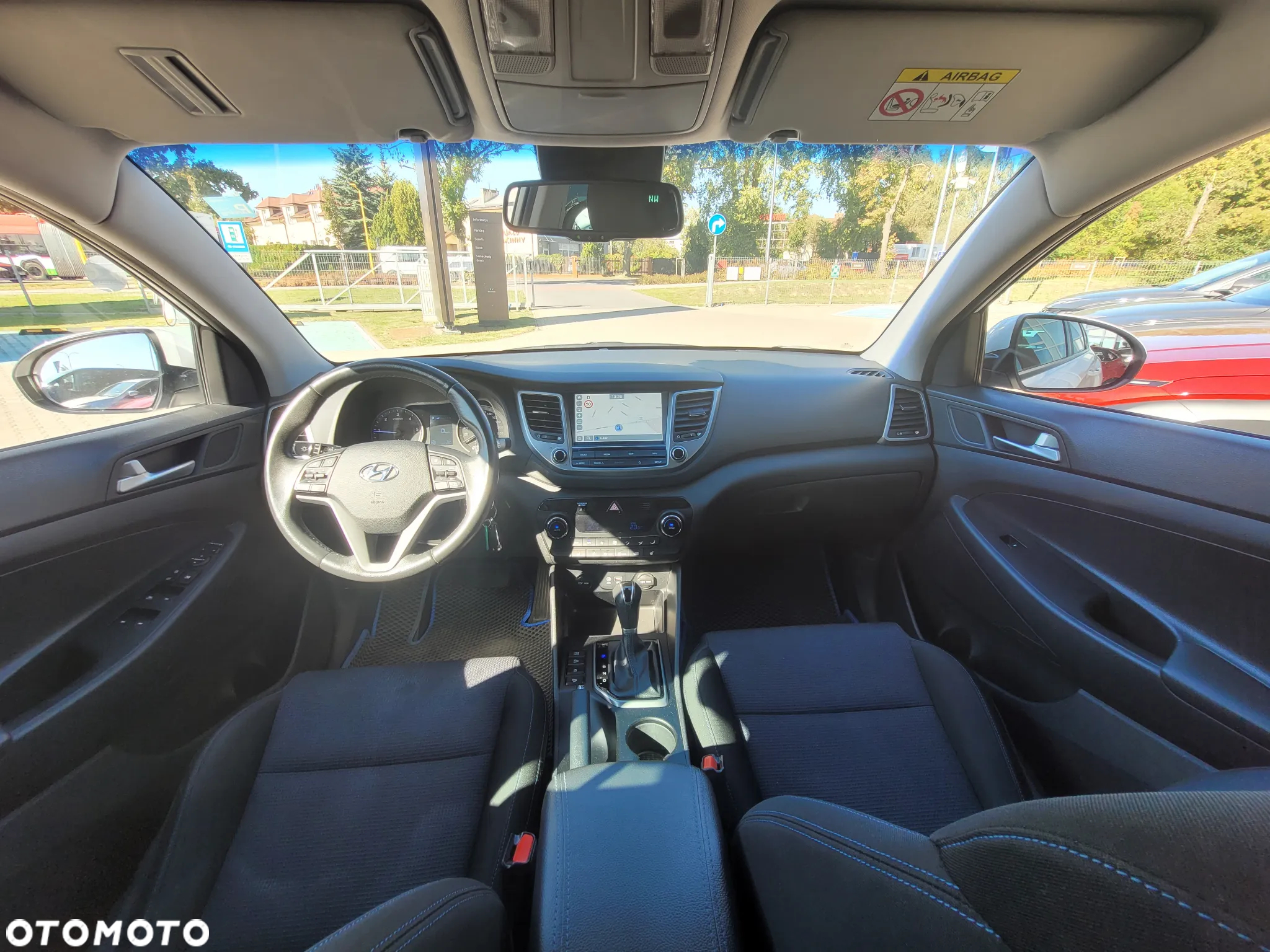 Hyundai Tucson 1.7 CRDI BlueDrive Comfort 2WD DCT - 9