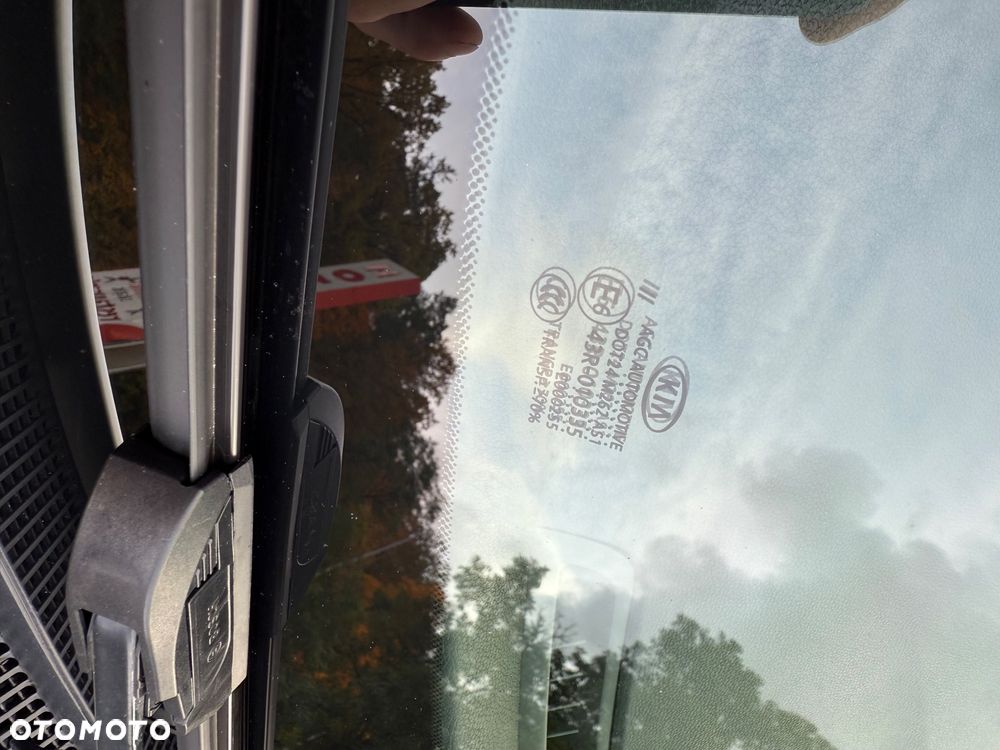 Kia Sportage 1.6 CRDI 2WD SPIRIT - 31