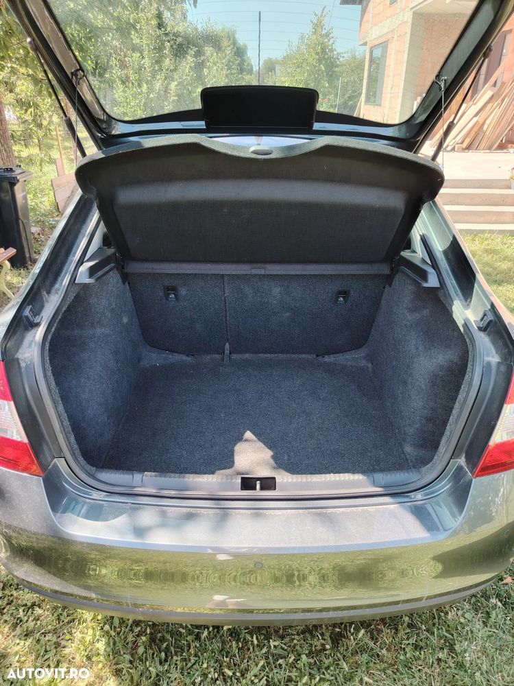 Skoda RAPID 1.2 TSI Elegance - 14