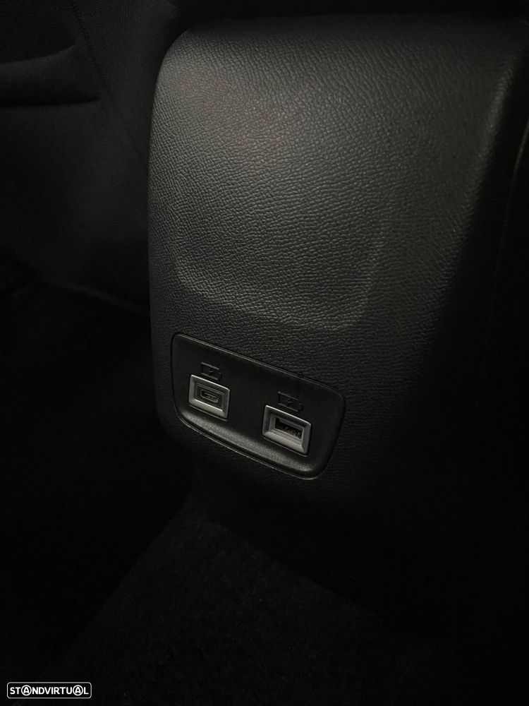Peugeot 2008 1.2 Hybrid Allure e-DCS6 - 27