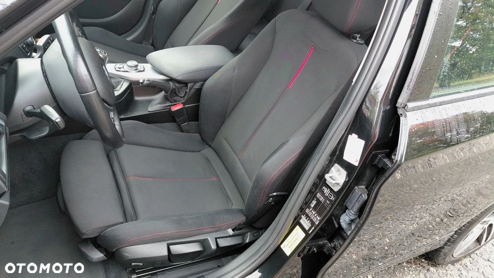 BMW Seria 1 118i Sport Line - 9