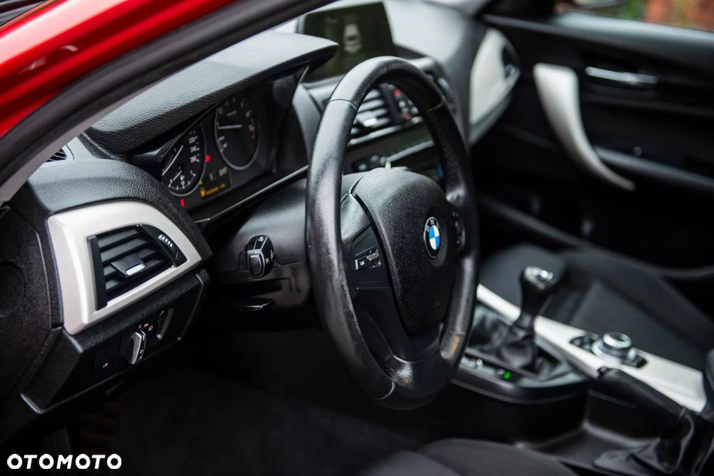 BMW Seria 1 118i Sport Line - 20