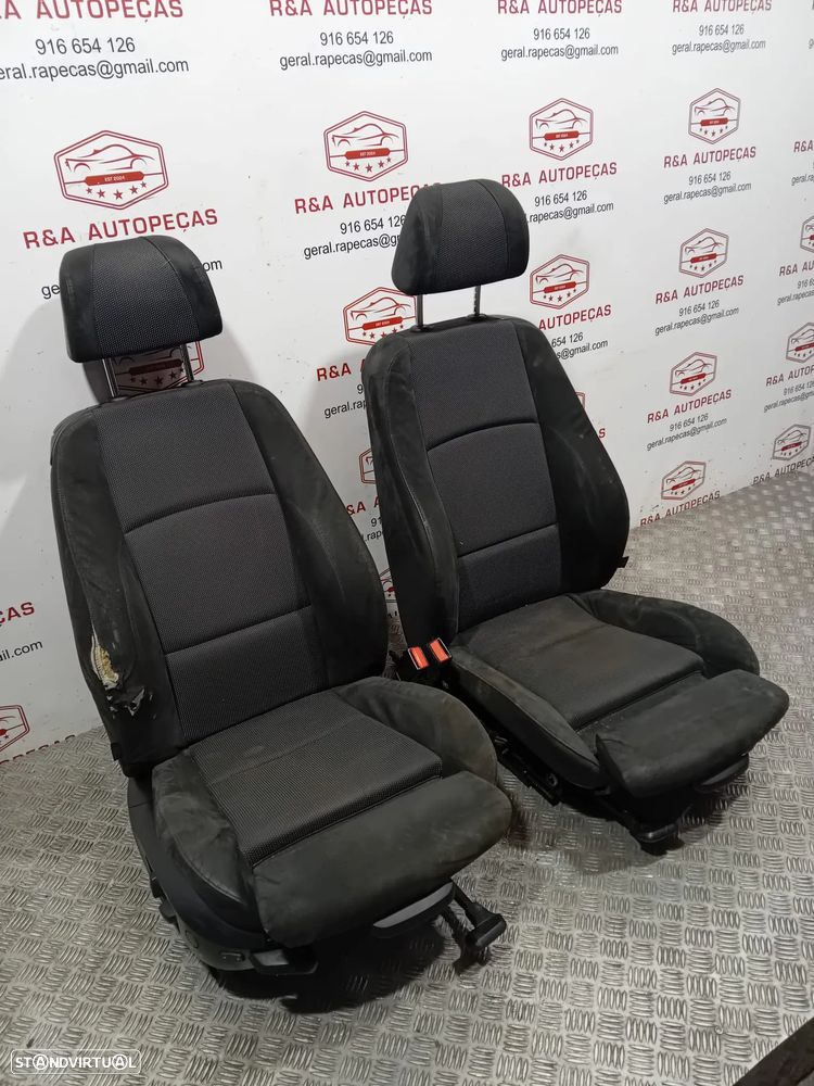 Conjunto de Bancos BMW Série 3 Coupe E92 Pack M em Alcântara Original - 9
