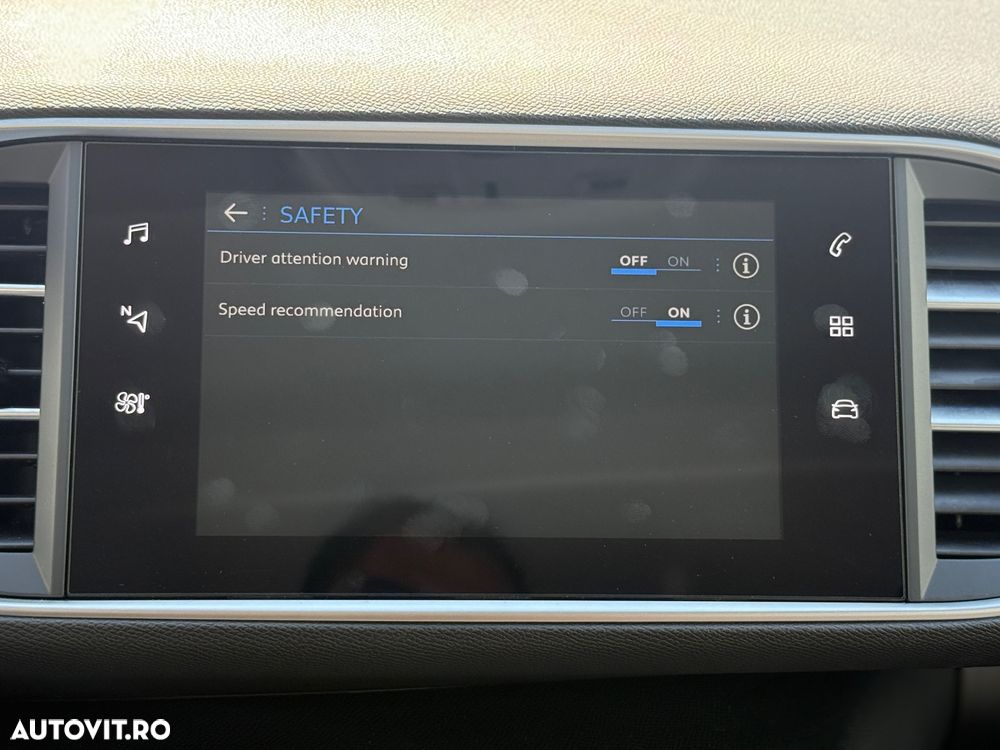 Peugeot 308 BlueHDi 130 EAT8 Business - 12