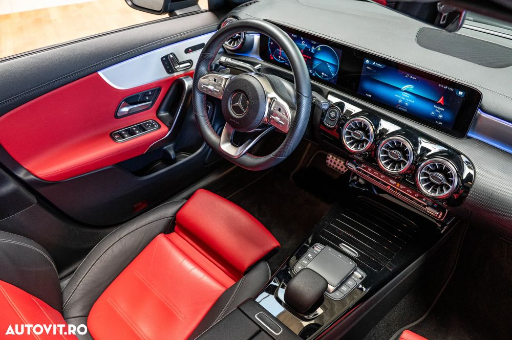 Mercedes-Benz CLA 250 e 8G-DCT AMG Line Advanced Plus - 12