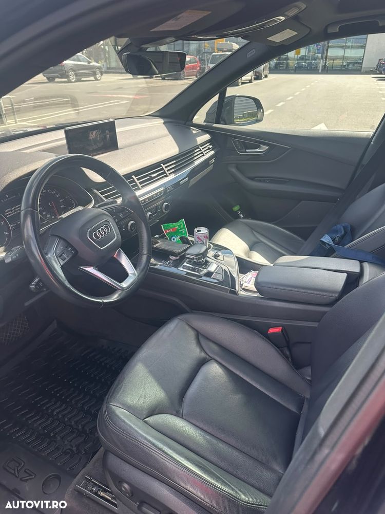 Audi Q7 3.0 TFSI Quattro Tiptronic - 6