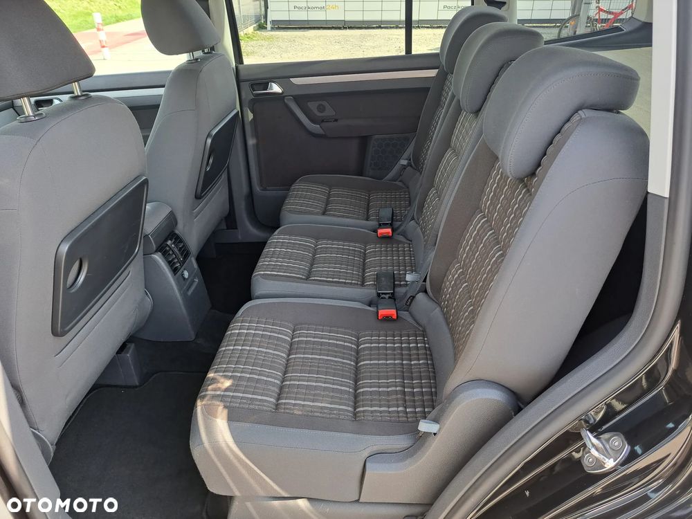 Volkswagen Touran 1.4 TSI Cross - 10