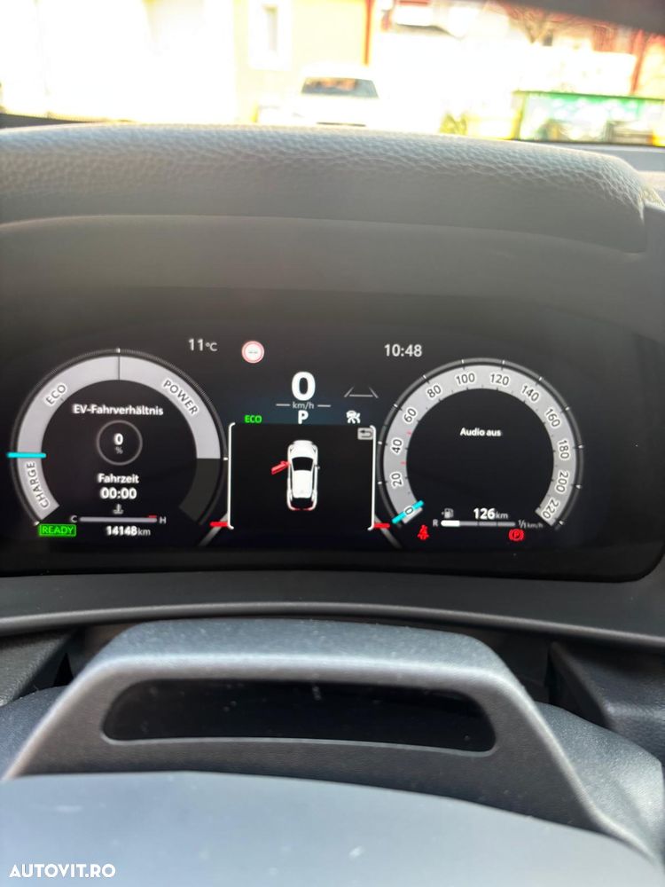 Toyota C-HR - 11