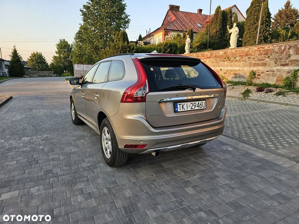 Volvo XC 60 - 6