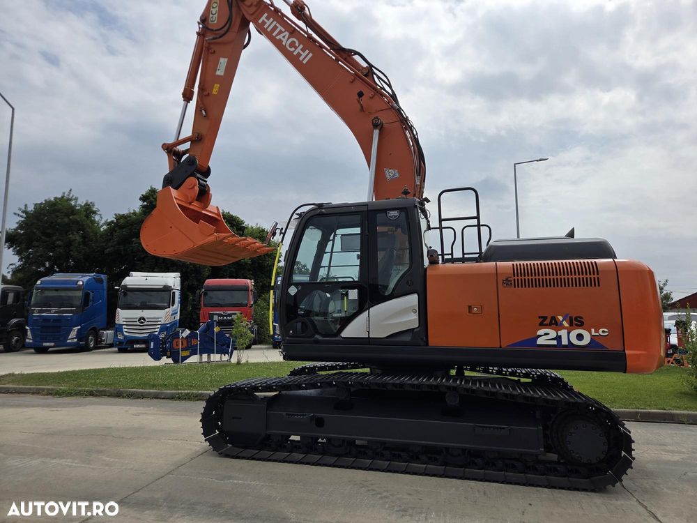 Hitachi ZX210-6, 2021, 2.993h, 23,1 tone, CUPLA RAPIDA+CUPA NOUA 1,3mc, Ad sapare 7m, inst picon, 3 camere, 3 pompe hidraulice, ridica 15t, motor Isuzu 172CP, posibilitate leasing 4 ani, CA NOU-PROMOTIE 104.900 EUR+Tva - 7