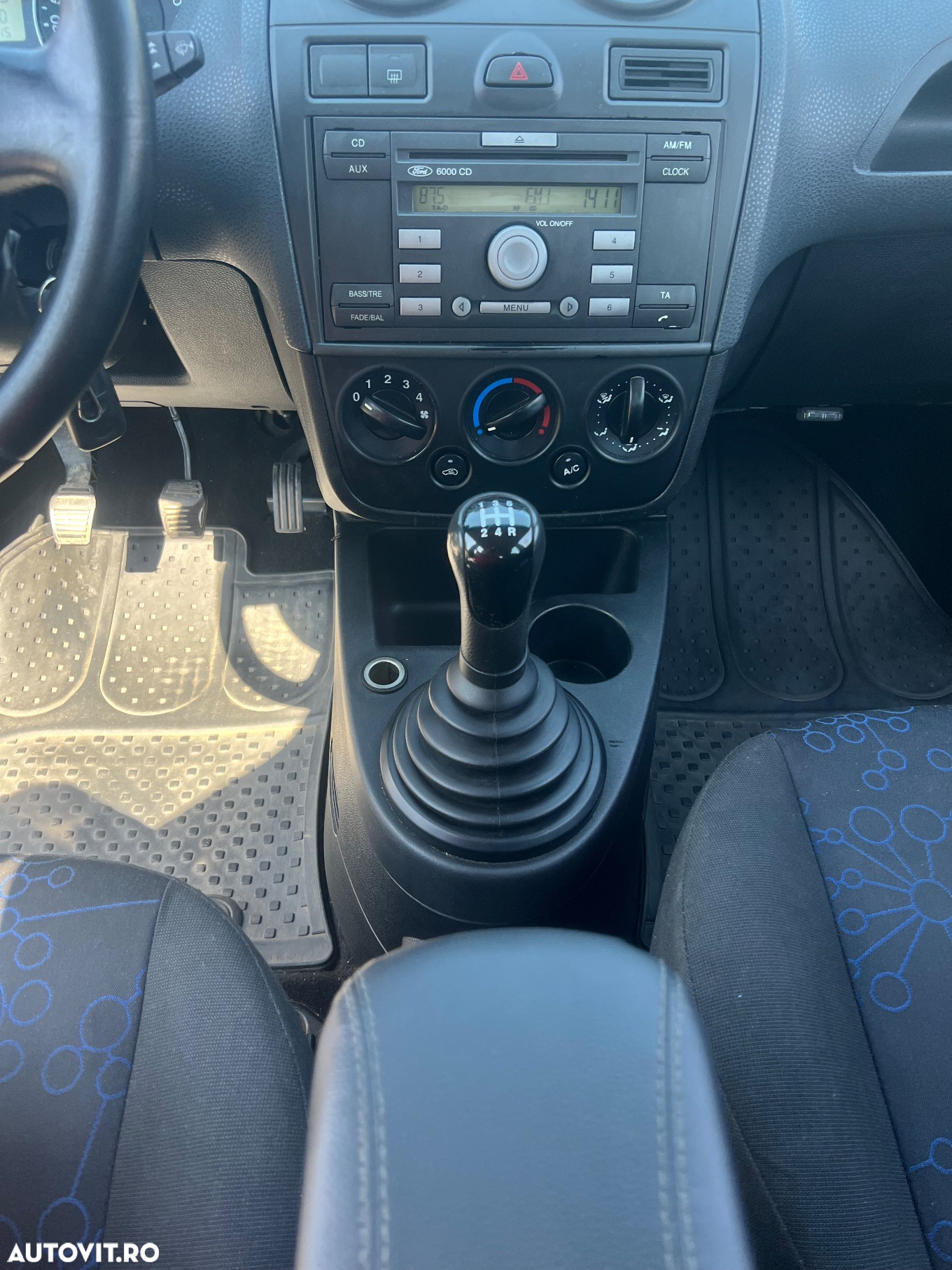 Ford Fiesta 1.4TDCI Comfort - 5