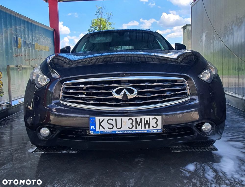 Infiniti FX FX30d S - 4