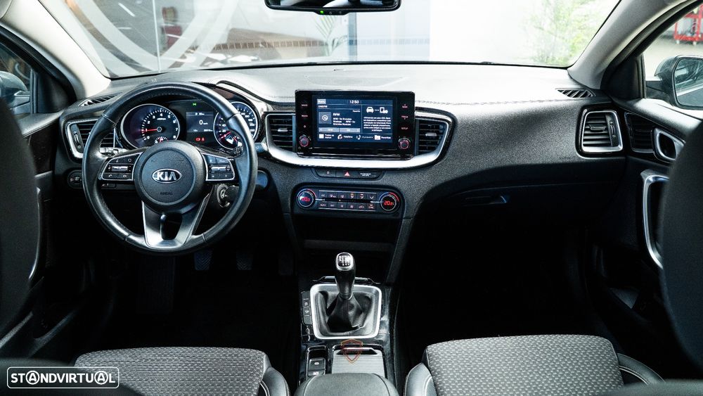 Kia XCeed 1.0 T-GDI Tech - 22