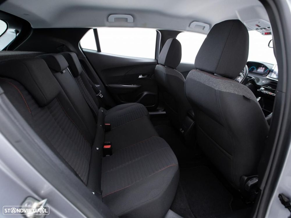 Peugeot e-2008 50 kWh Active Pack - 11