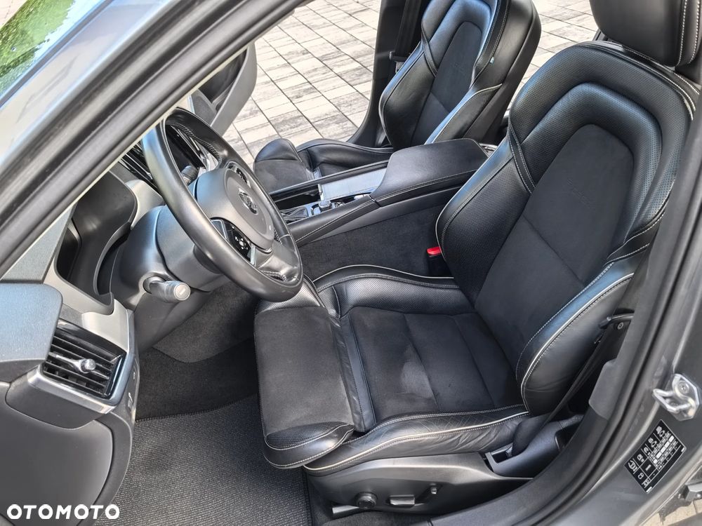 Volvo V90 D4 Momentum Pro - 8