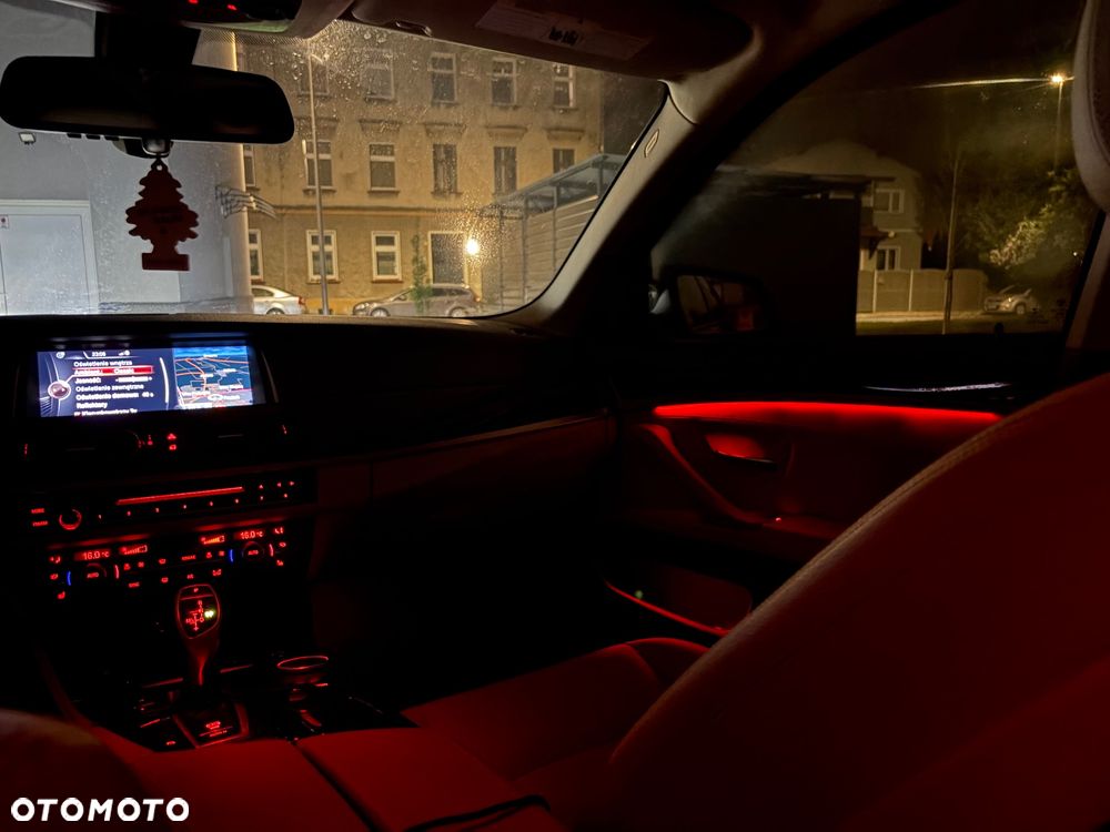 BMW Seria 5 535i - 10