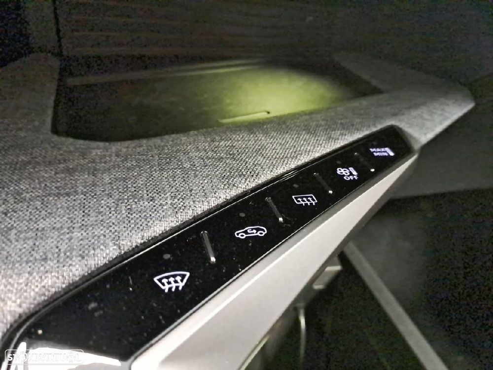 Peugeot 5008 1.2 Hybrid Allure e-DCS6 - 21