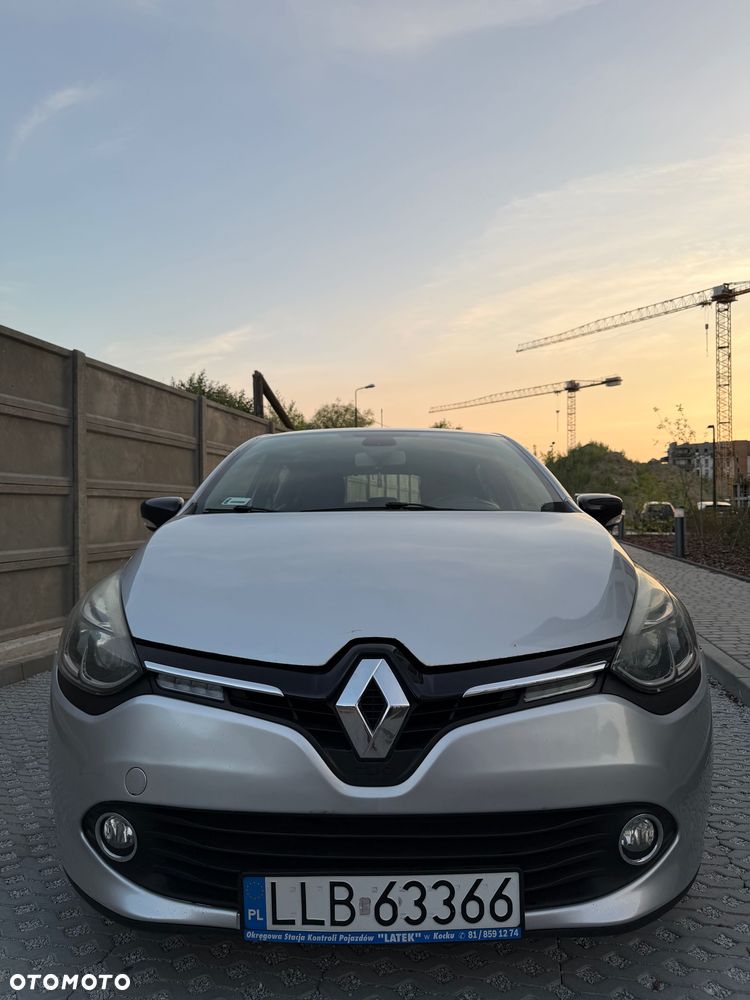 Renault Clio - 6