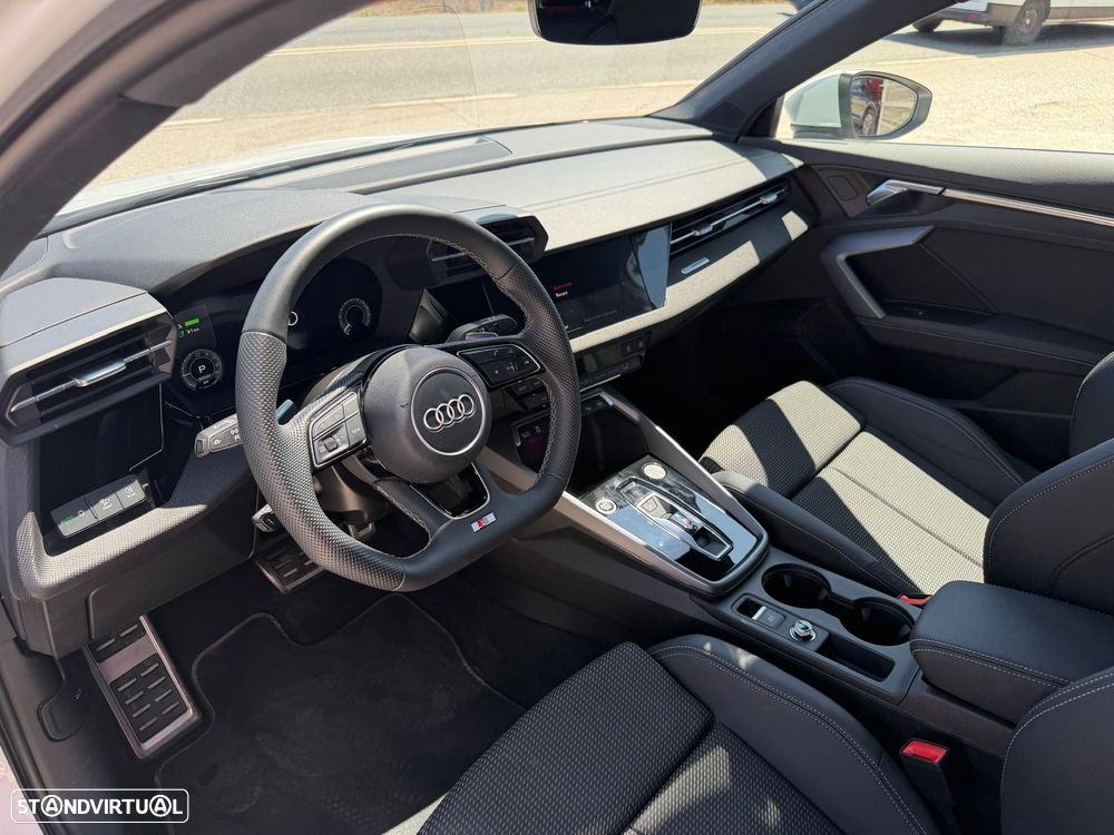 Audi A3 Sportback 40 TFSIe S tronic S line - 13