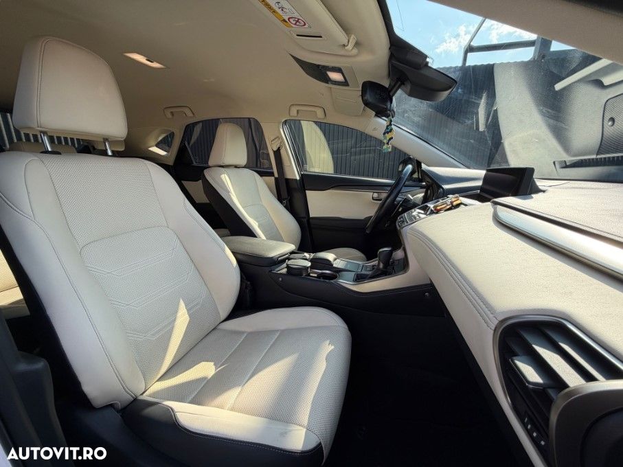 Lexus Seria NX 300h AWD Business - 10