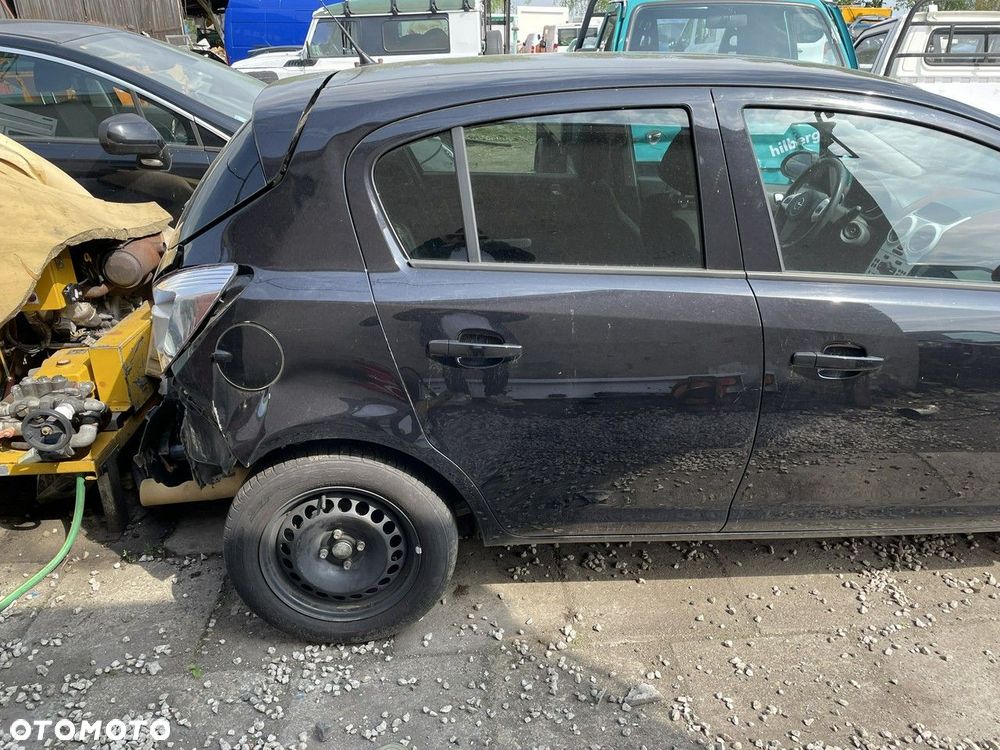 Opel Corsa 1.4 16V Selection - 20