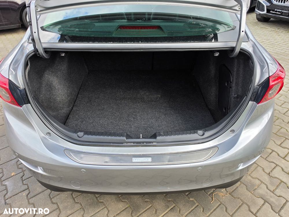 Mazda 3 - 14