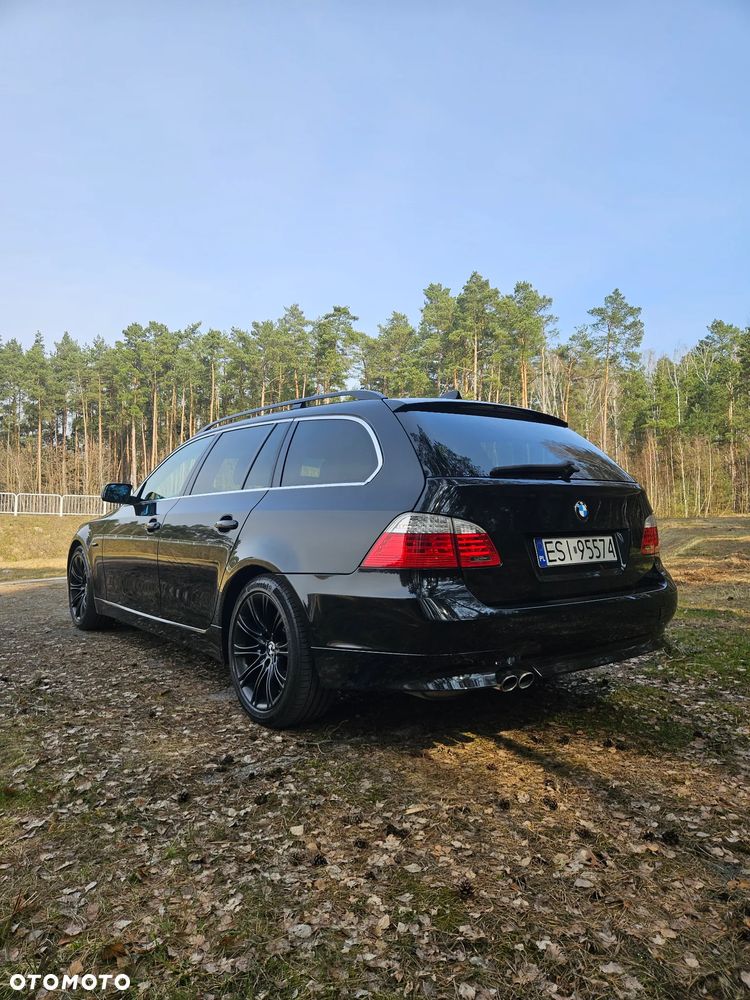 BMW Seria 5 525d - 5