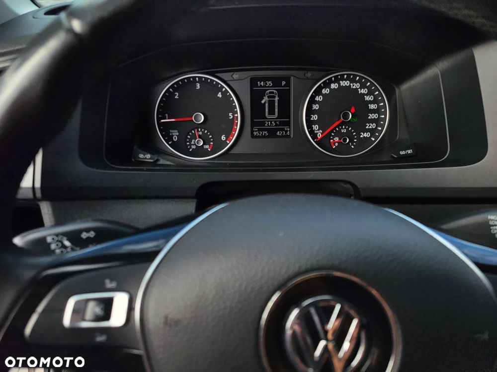 Volkswagen Transporter - 12