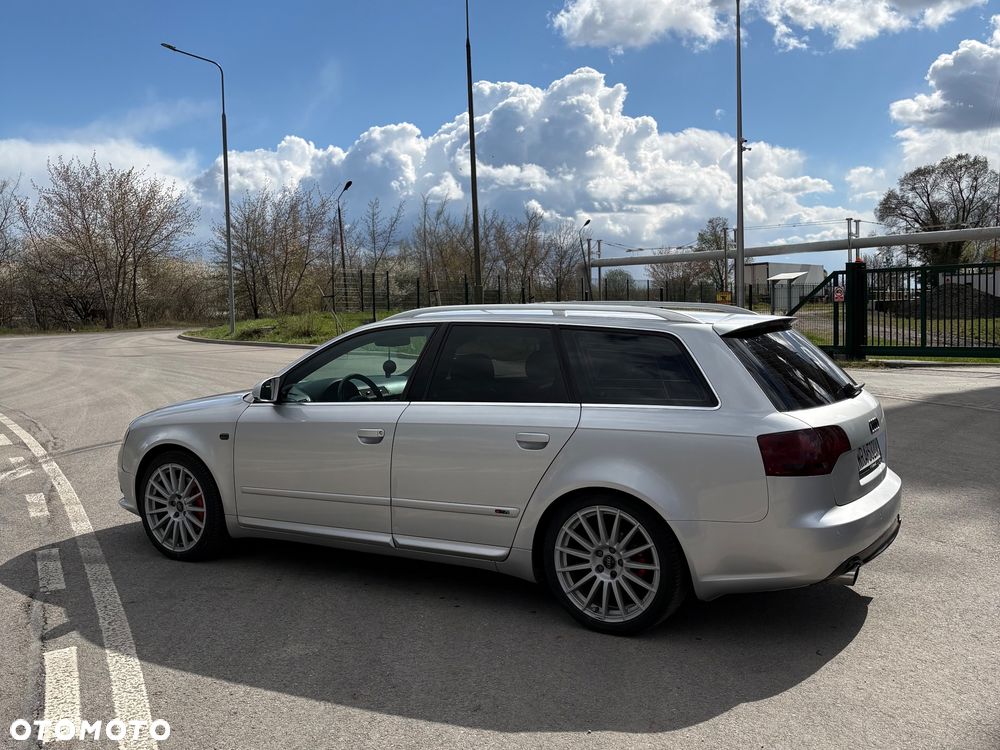 Audi A4 Avant - 4