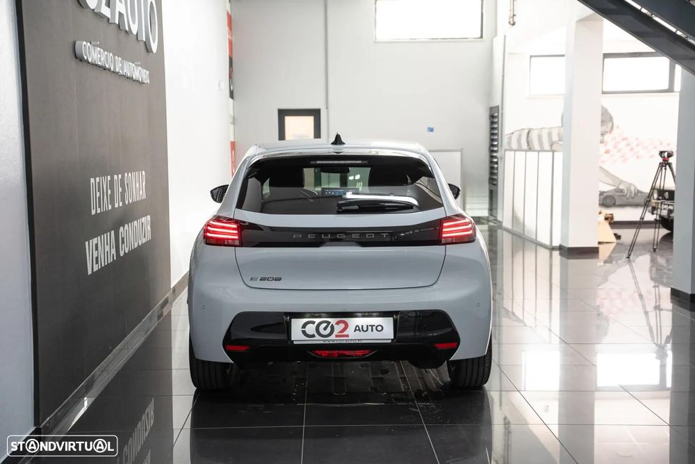 Peugeot e-208 50 kWh Allure - 6