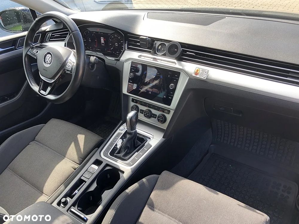 Volkswagen Passat 2.0 TDI BMT Comfortline DSG - 34
