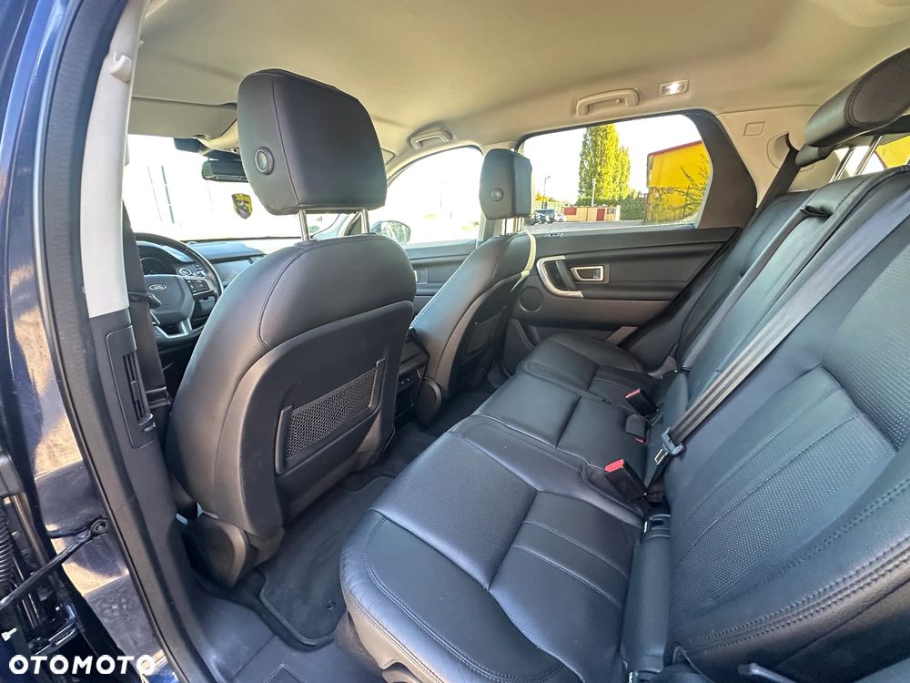 Land Rover Discovery Sport - 25